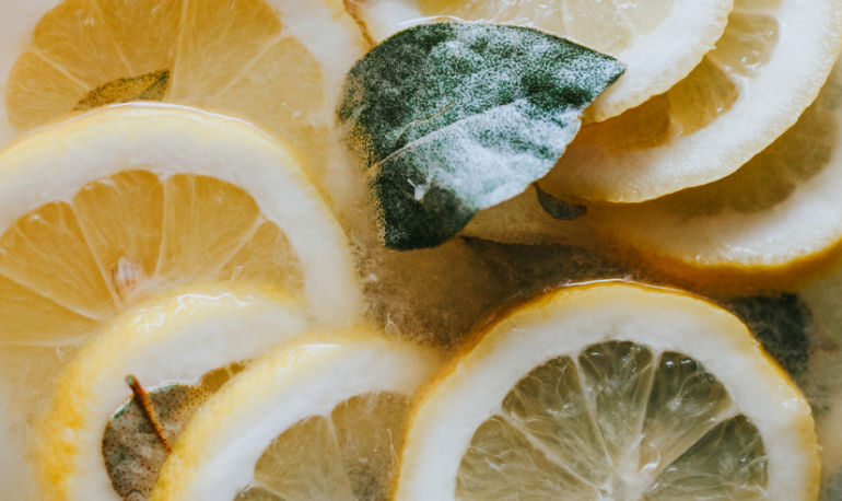 5 Daily Detoxifying Rituals To Add To Your Self-Care Routine Hero Image